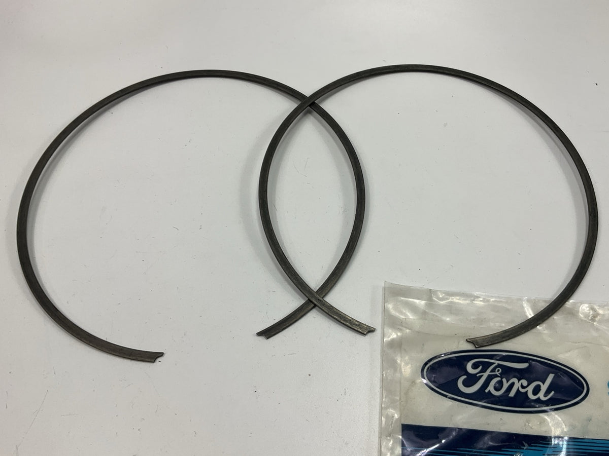 (2) NEW - OEM Ford E1FZ-7D483-E Intermediate Clutch Snap Ring .061'' 1981-94 ATX