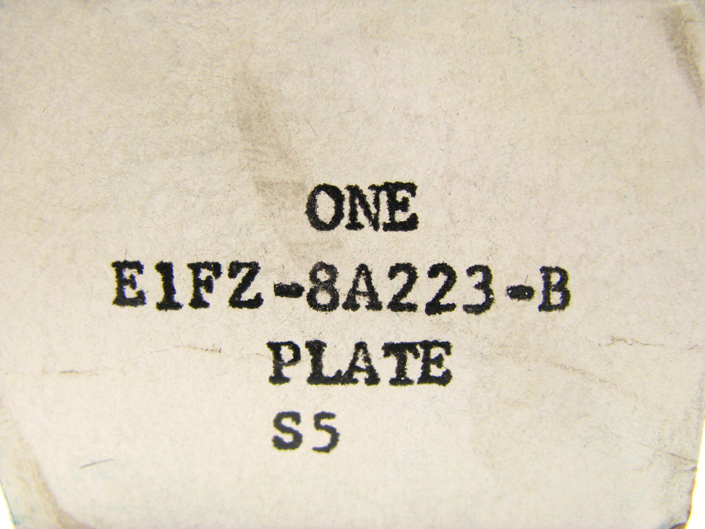 NEW - OEM Ford E1FZ-8A223-B Front ''FORD'' Emblem For 1981-1982 Escort