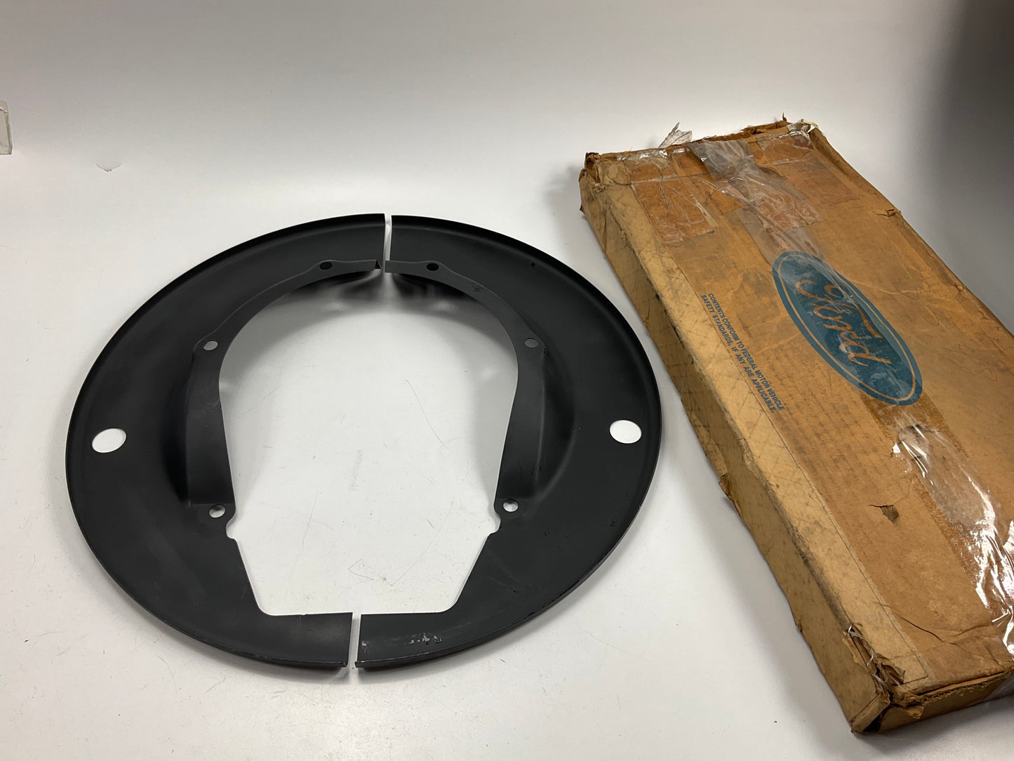 NEW Ford E1HZ-2214-E Brake Carrier Dust Shield - 16-1/2'' X 5'' Rockwell Cam Air
