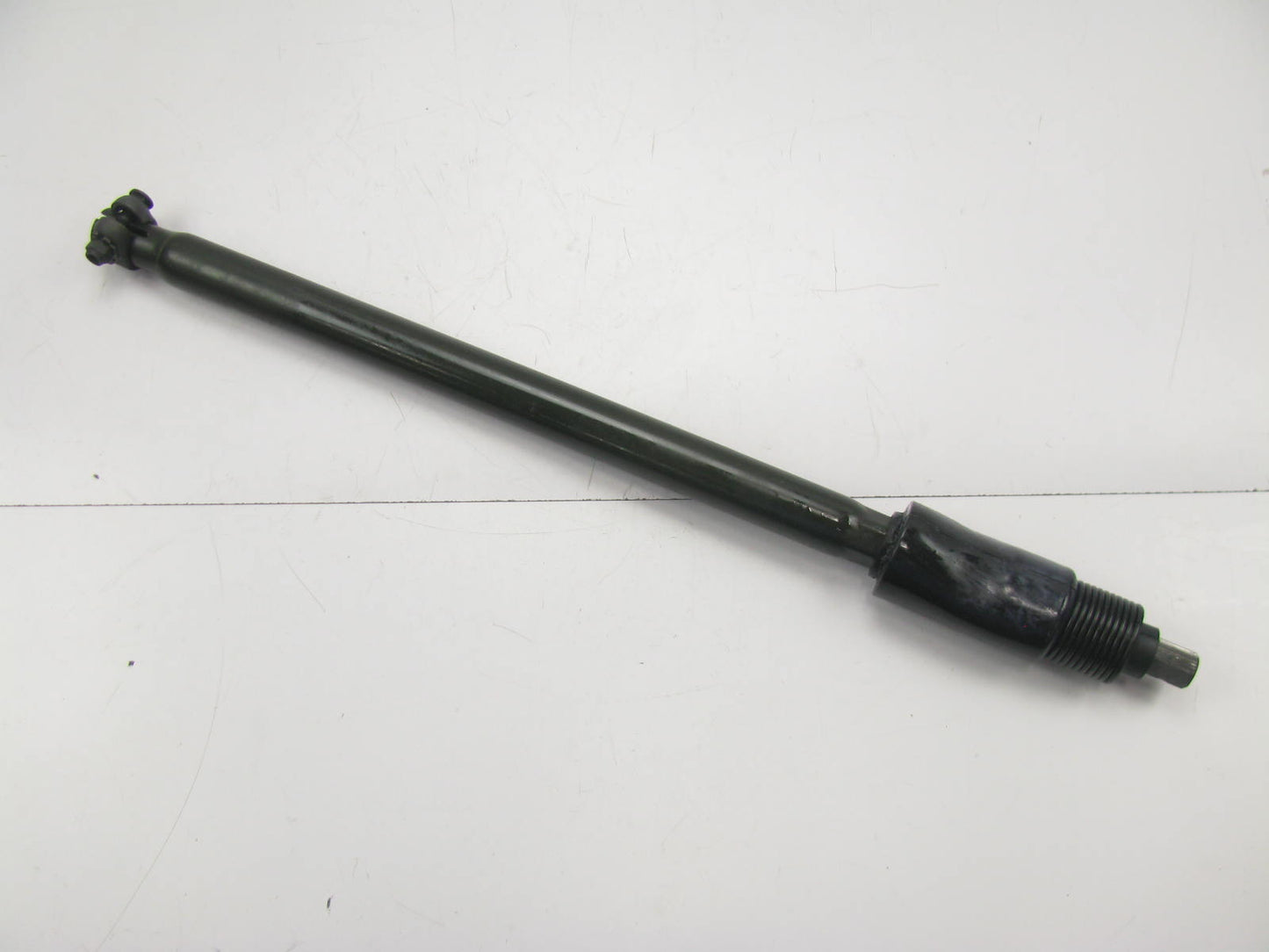NEW - OEM Ford E1HZ-3B676-E Lower Steering Column Shaft 1981 LN-LNT600/900