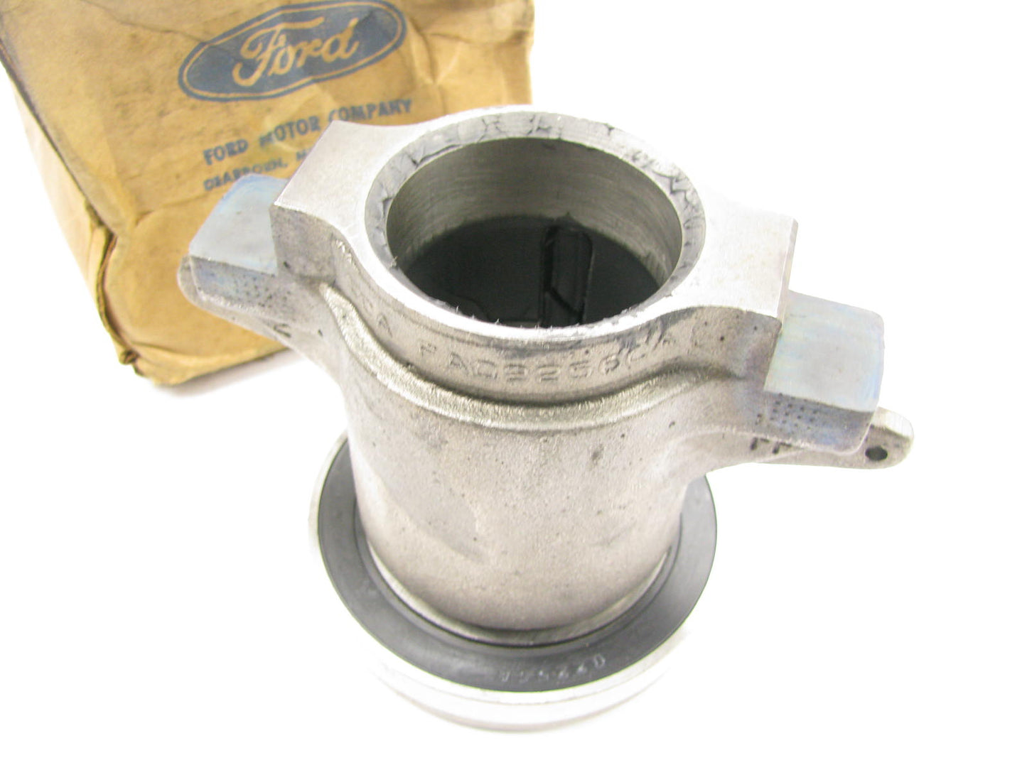 NEW - OEM Ford E1HZ-7548-A Manual Transmission Clutch Release Bearing
