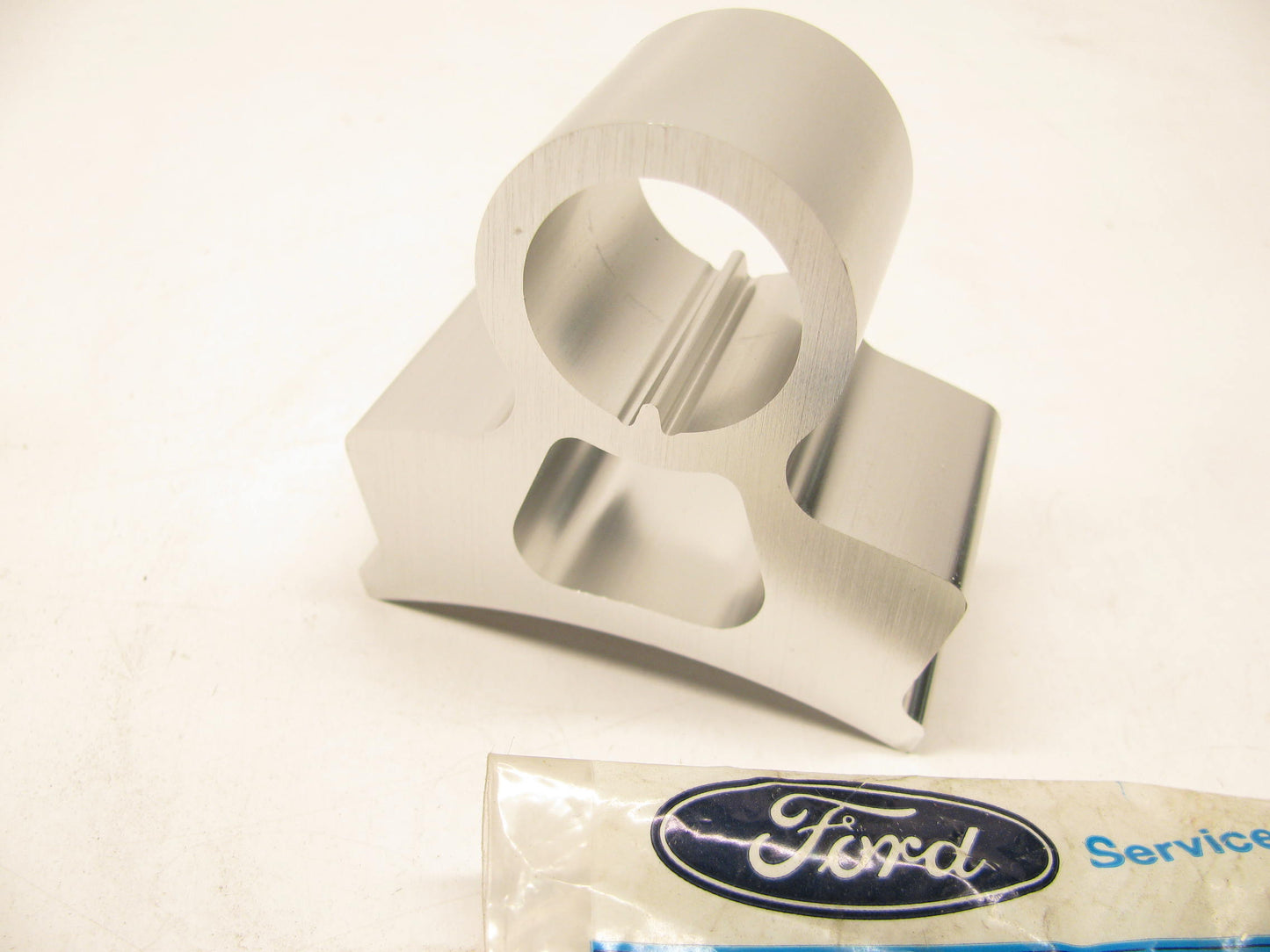 NEW - OEM Ford E1HZ-90403E38-A Outside Assist Handle Bracket