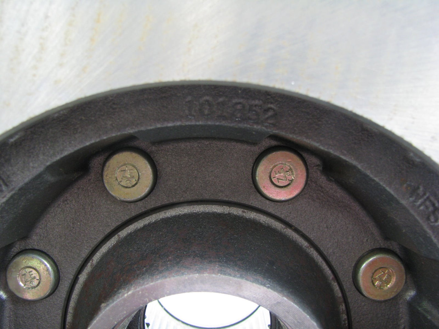 NEW OEM Ford E1TZ-1102-D FRONT Brake Rotor W/ Hub For 85-89 Ford F-250 4X4 4WD