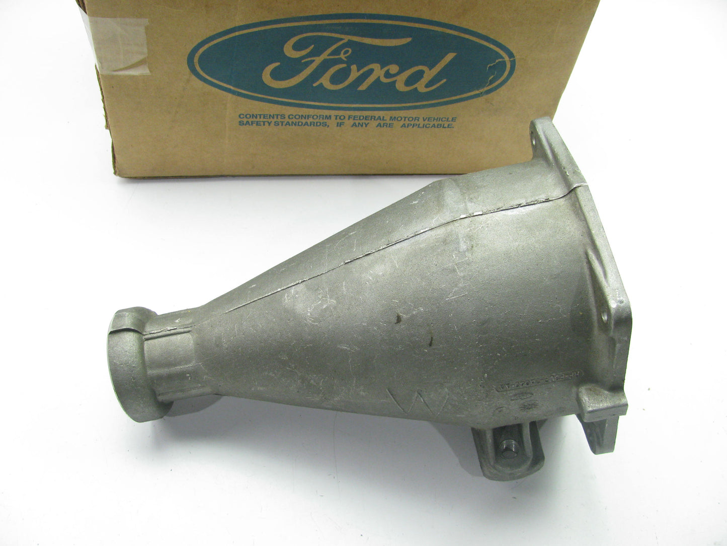 NEW - OEM Ford E1TZ-7A039-B Auto Trans 4R70W 4R75W Extension Housing - AOT
