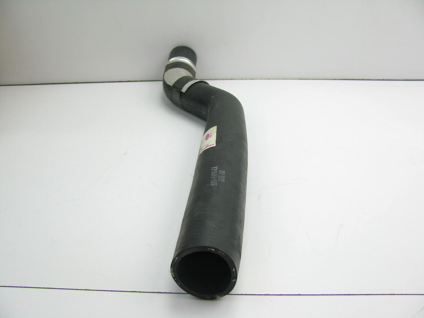 NEW - OEM Ford E1TZ-9047-U Aft Fuel Tank Filler Hose 1981-1991 F-150 F-250 F-350