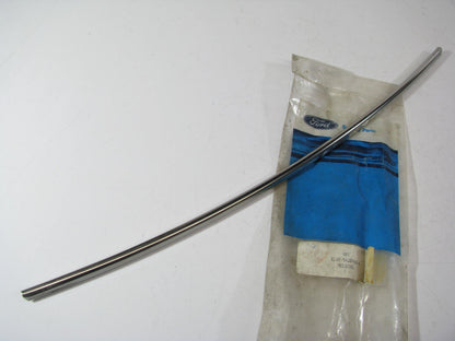 NEW - OEM Ford E1VY-5420940-A Front Right Door Guard Moulding 1982-1989 Town Car