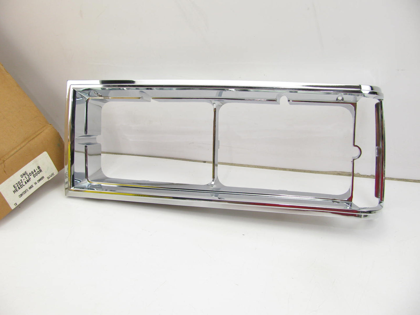 NEW - OEM Ford E2DZ-13064-B Front Left Headlight Headlamp Door 1981-1982 Granada