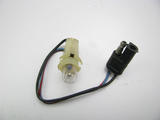 NEW - OEM Ford E2HZ-13A719-A Instrument Panel Lamp Socket & Wiring