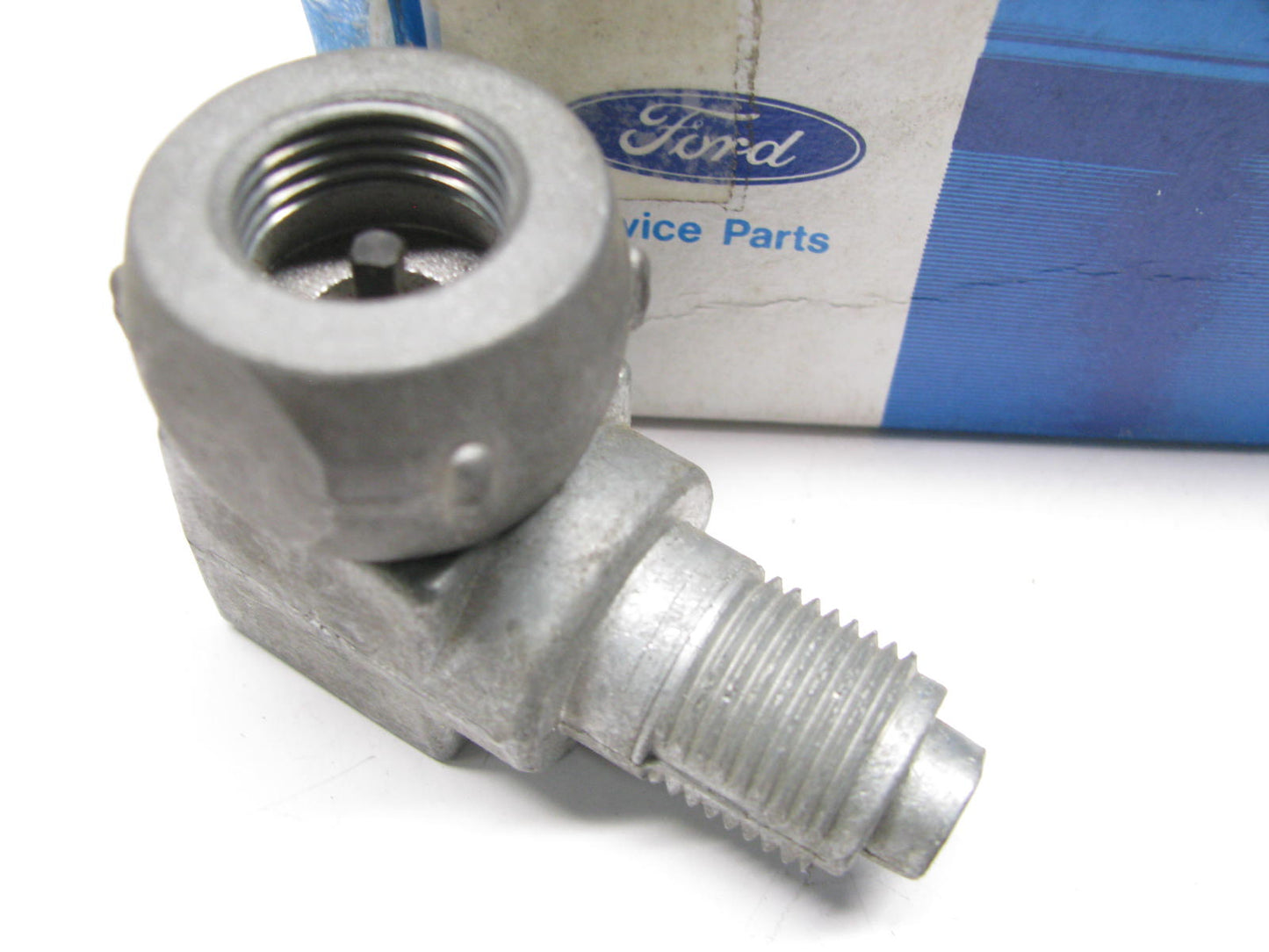 NOS Genuine OEM Ford E2HZ-17375-B HD Truck Tachometer Drive Gear Adapter