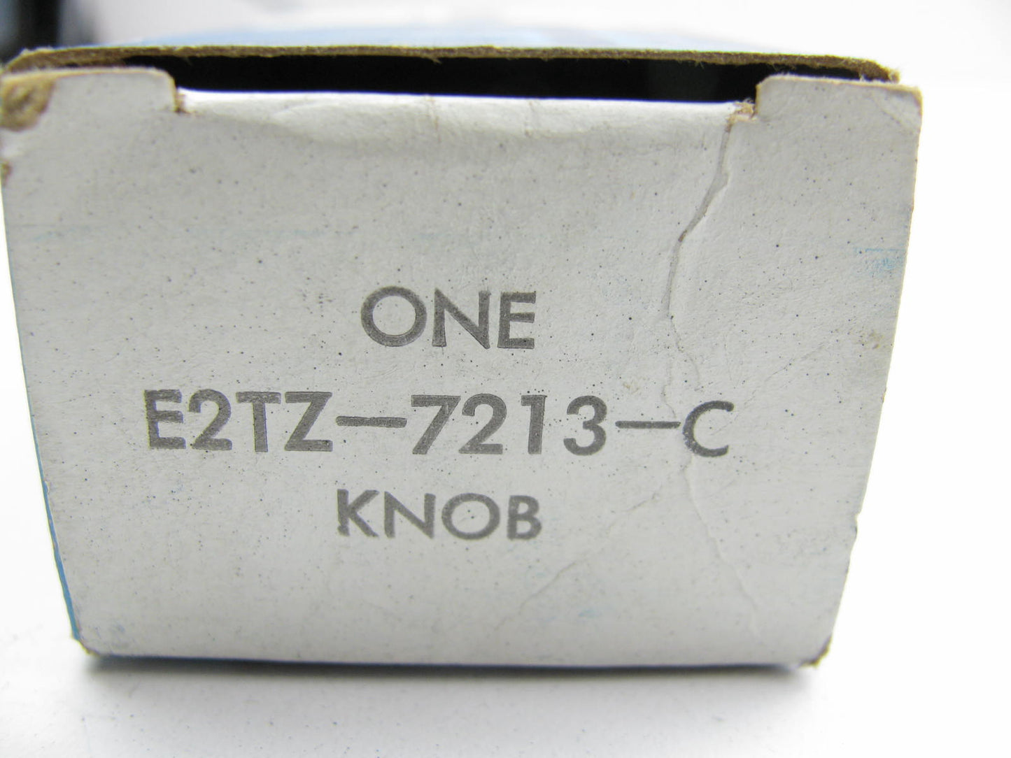NEW - OEM Ford E2TZ-7213-C Manual Transmissions Column Shift Knob
