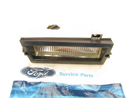 NEW OEM FORD E3DZ-15A201-C RIGHT Side Corner Light Lamp 84-86 LTD Grand Marquis