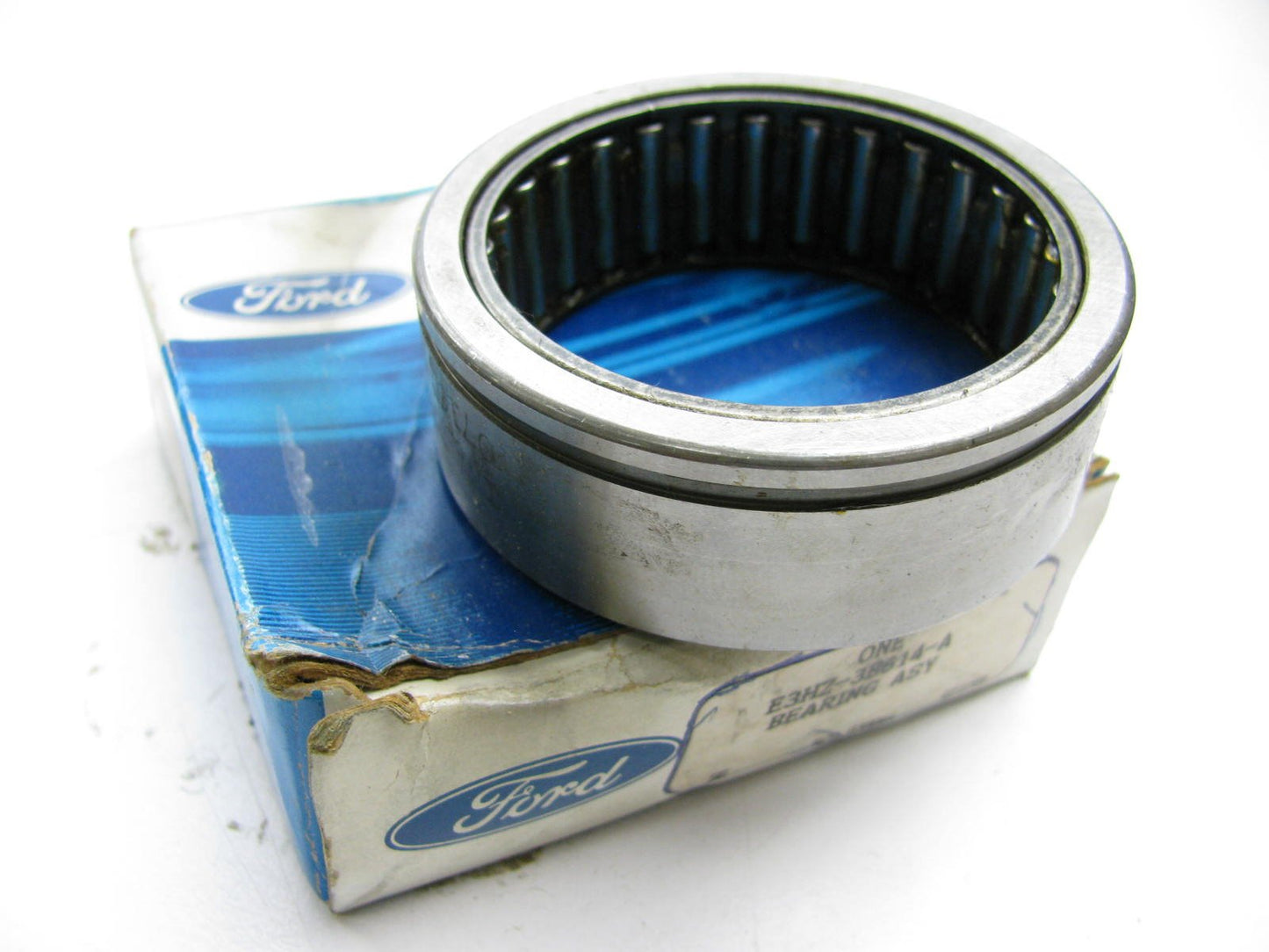 NEW - OEM Ford E3HZ-3B614-A Steering Sector Shaft Bearing 1982-87 600/900 Trucks