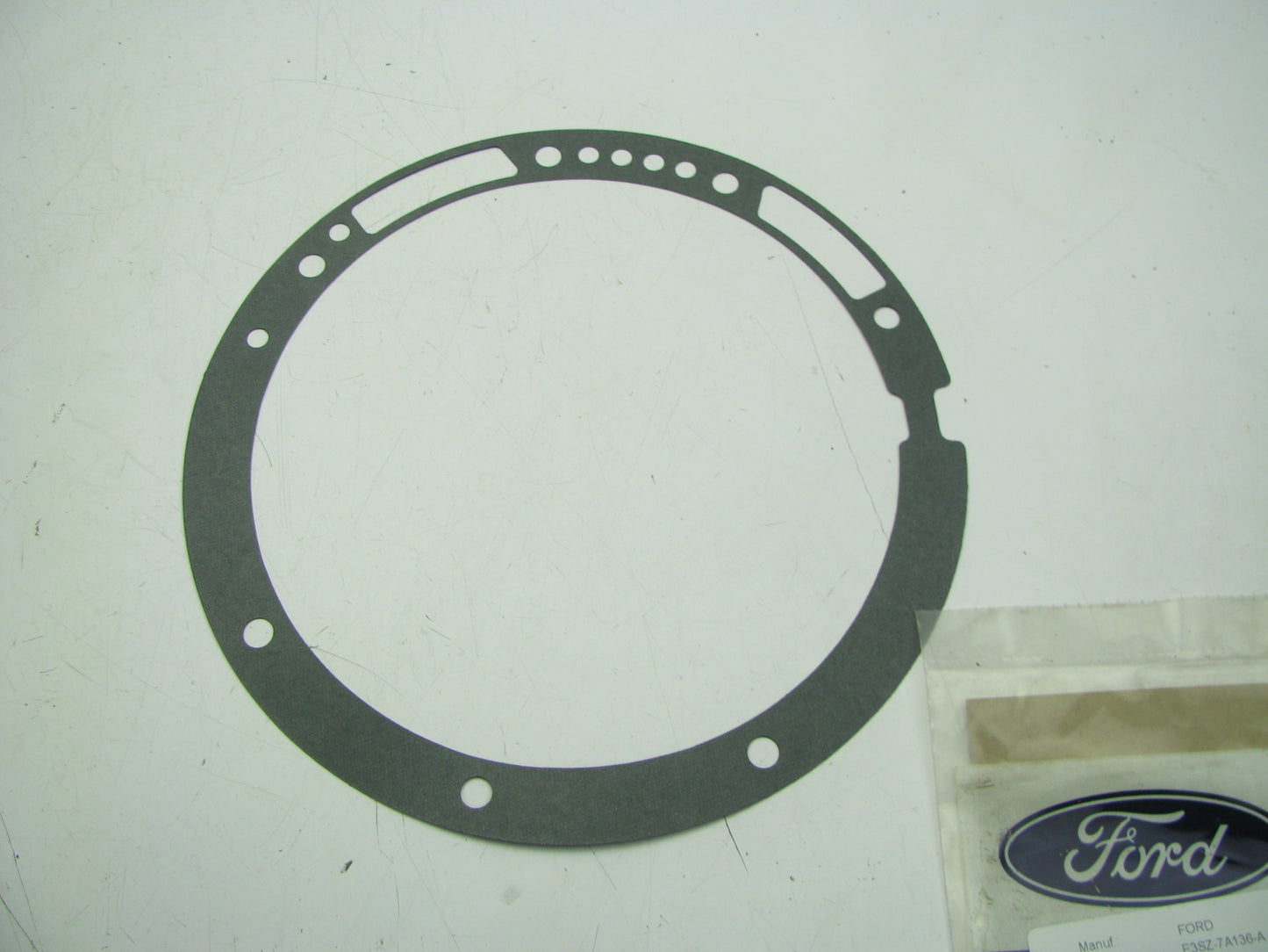 NEW GENUINE OEM Ford E3SZ-7A136-A Auto Trans Oil Pump Gasket