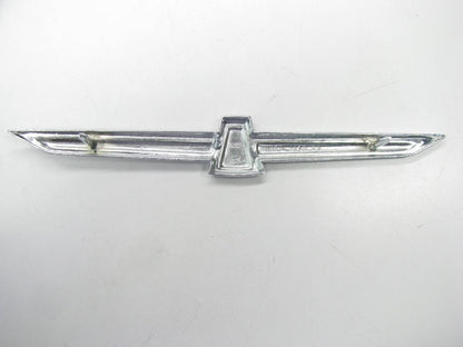 NEW - OEM Ford E3SZ-8213-A Grille Emblem 1983 Thunderbird