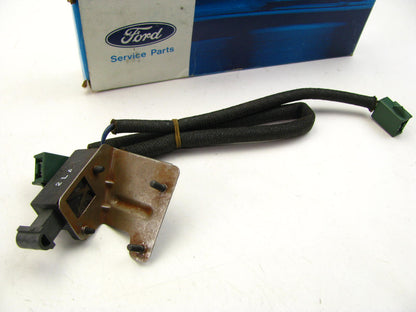 NEW - OEM Ford E3TZ-12B538-A Glow Plug Start Control Switch & Bracket