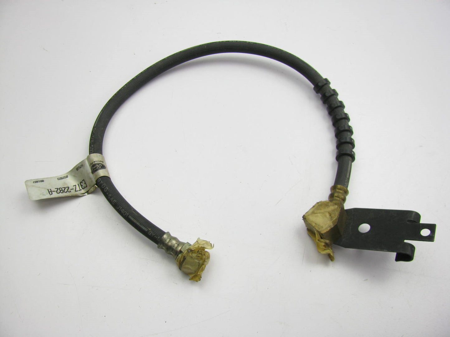 NEW - OEM Ford E3TZ-2282-A Brake Hydraulic Hose - Rear Center Intermediate