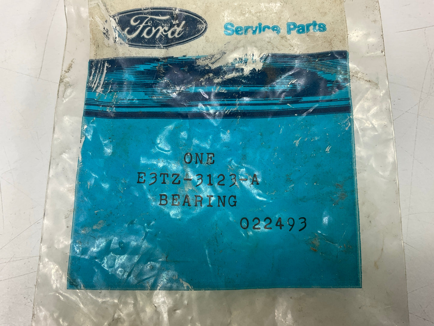 (2) NEW GENUINE OEM Ford E3TZ-3123-A Front Axle Shaft Spindle Bearing