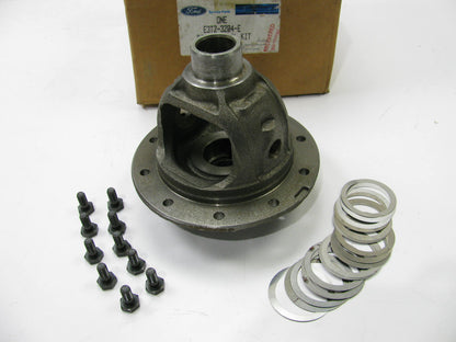 NOS - OEM Ford E3TZ-3204-E Front Differential Housing Kit - DANA MODEL 44