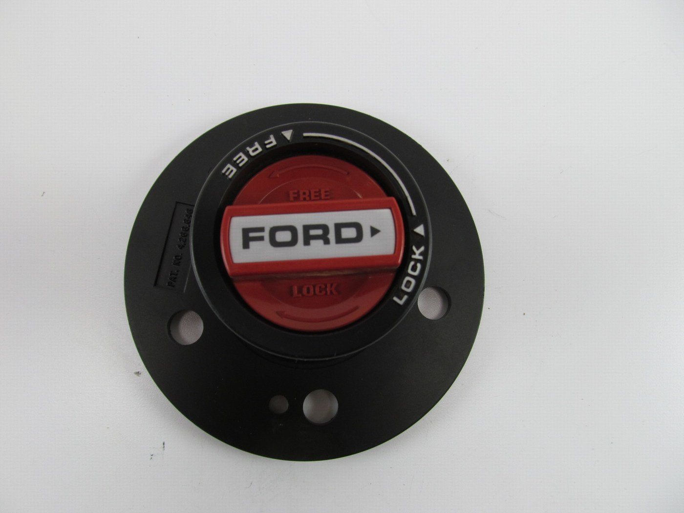 NEW - OEM Ford E3TZ-3B396-A Manual Locking Hub 83-89 Ranger & Bronco II DANA 28