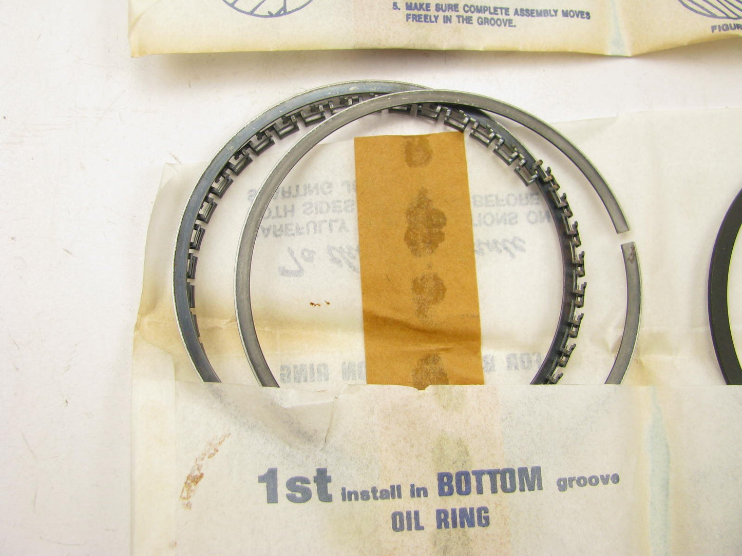 NEW - OEM Ford E3TZ-6148-B Partial Piston Ring Set - .020'' O/S 1983-1988 2.0L
