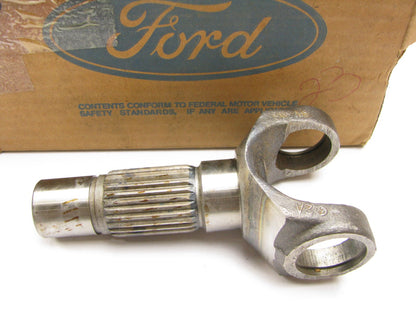 NEW - OEM Ford E3TZ-7024-B Output Front Shaft Yoke 26 Spline For Transfer Case