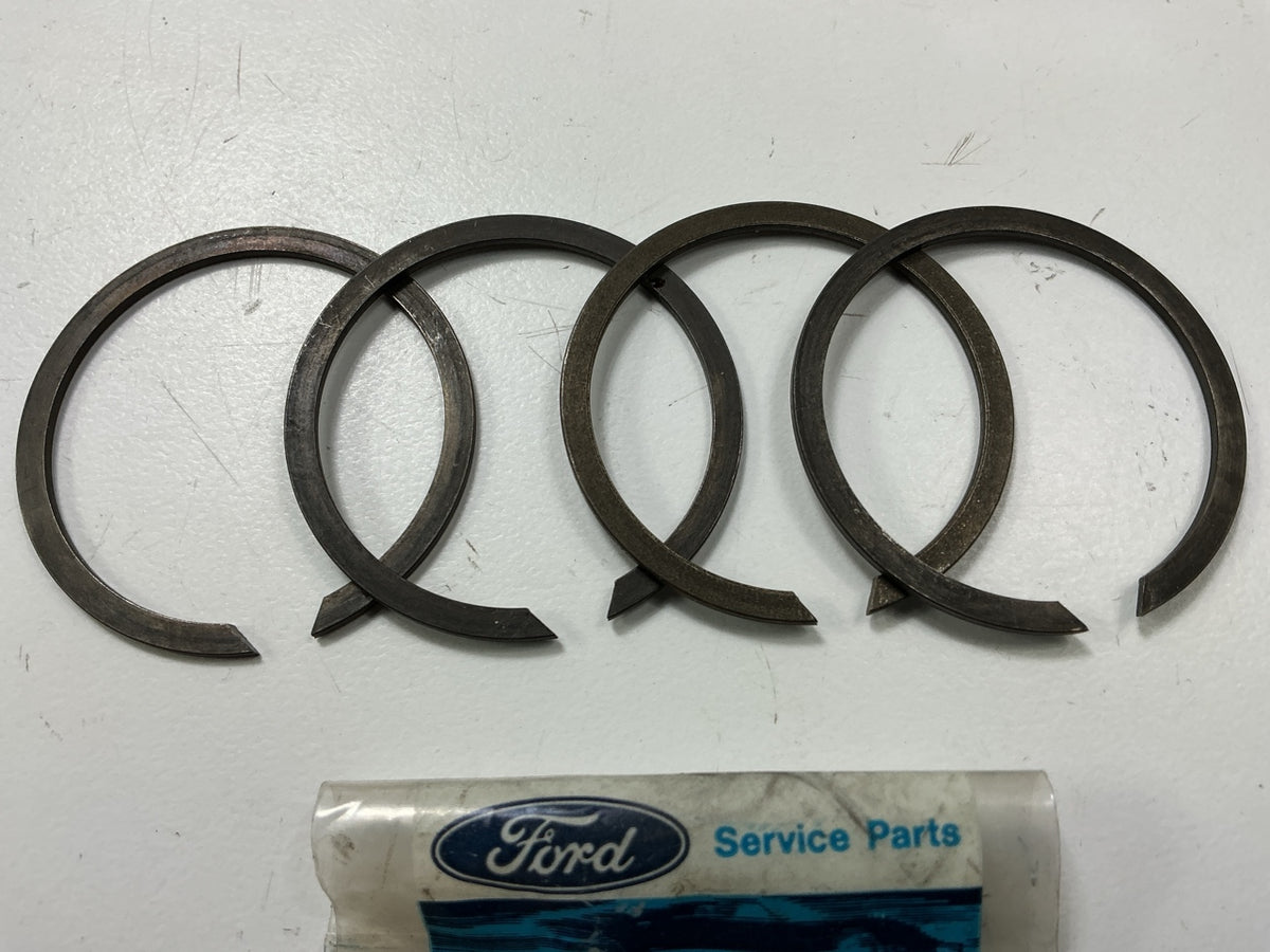 (4) NEW - OEM Ford E3TZ-7917-A Output Shaft Bearing Snap Ring - BW1350 Transfer