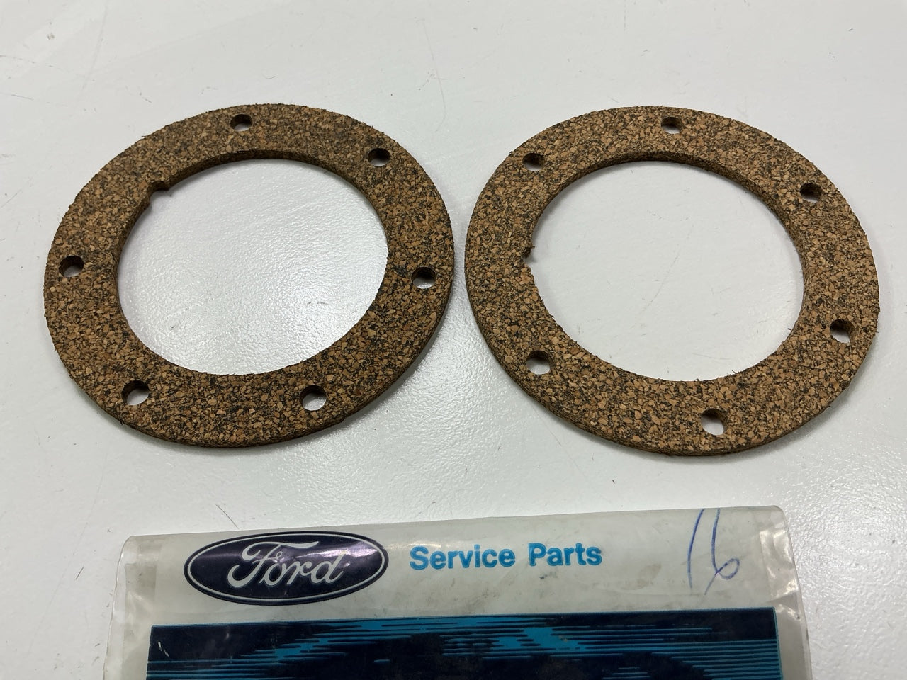 (2) NEW OEM Ford E3TZ-9417-B Electric Fuel Pump Mounting Gasket 83-87 F250 F350