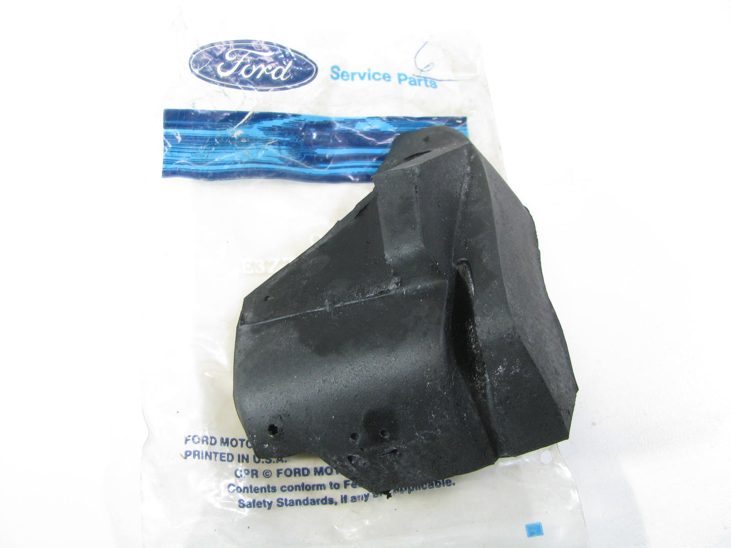 NEW - OEM Ford E3ZZ-76296A00-A Convertible Rear Quarter Lower Seal 83-93 Mustang