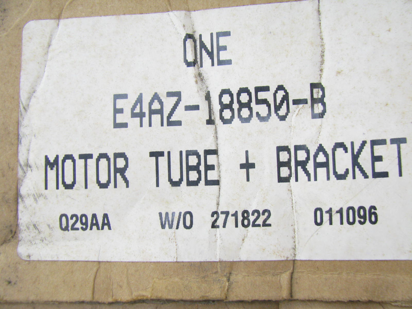 NEW - OEM Ford E4AZ-18850-B Electric Radio Antenna 1980-1984 LTD & Grand Marquis