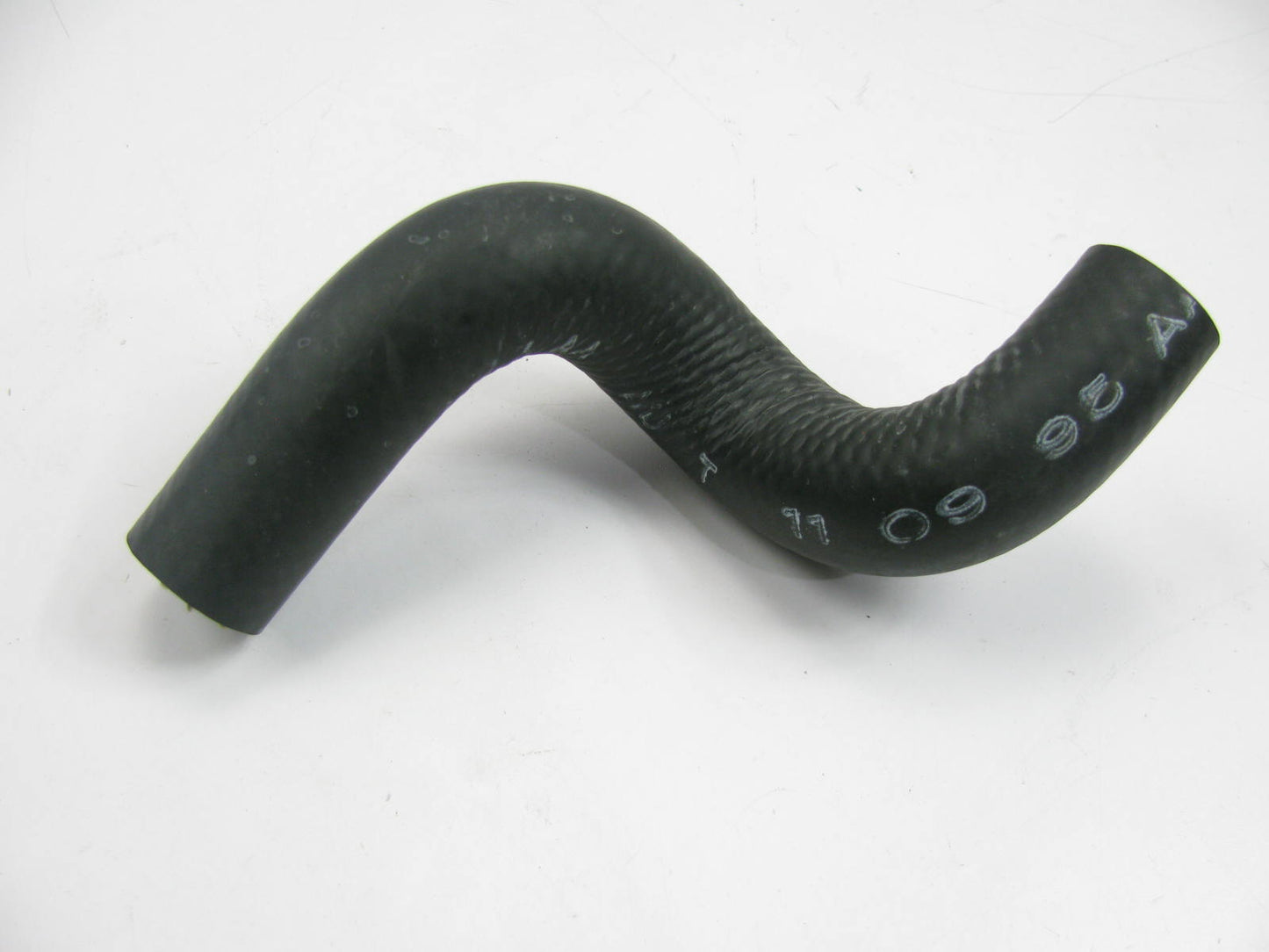 NEW - OEM Ford E4DZ-18472-B HVAC Molded Heater Hose
