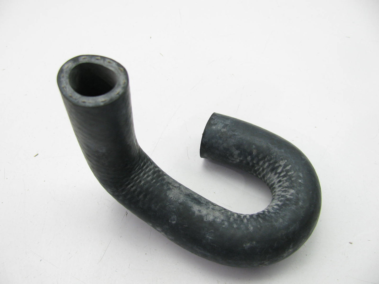 NEW - OEM Ford E4DZ-18472-C HVAC Molded Heater Hose 1984-1989 Mustang W/ ATC