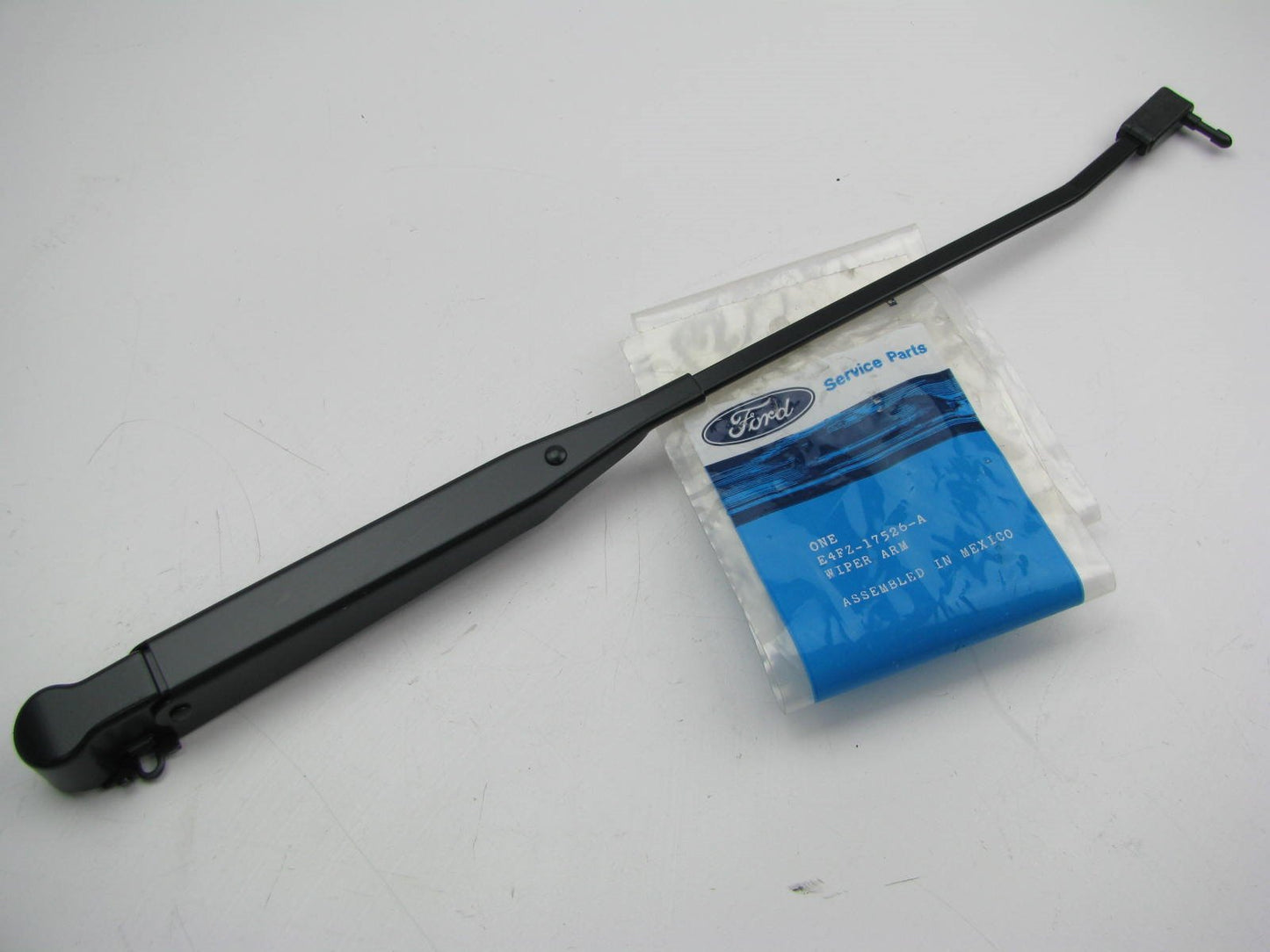 NEW GENUINE OEM Ford E4FZ-17526-A Windshield Wiper Arm