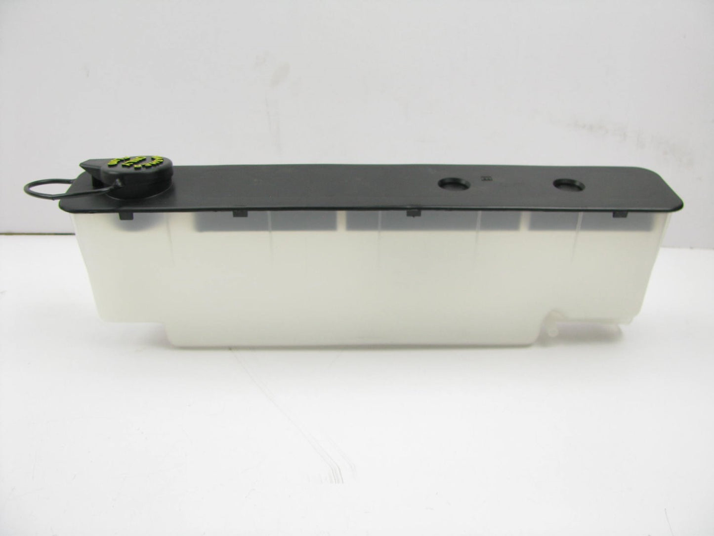 NEW Ford E4FZ-17618-A Windshield Washer Fluid Tank Reservoir - W/o Level Sensor