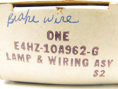 NEW - OEM Ford E4HZ-10A962-G Oil Pressure Warning Lamp 1980-1990 F600 F700 F800