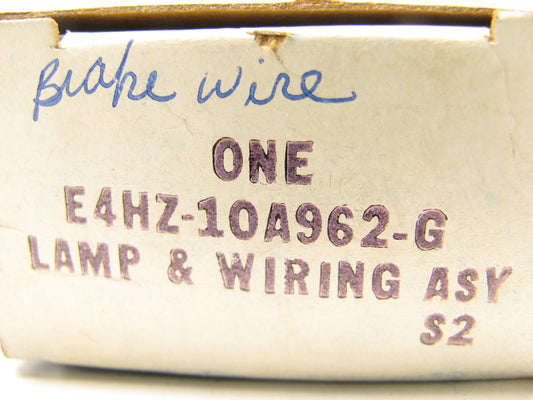 NEW - OEM Ford E4HZ-10A962-G Oil Pressure Warning Lamp 1980-1990 F600 F700 F800