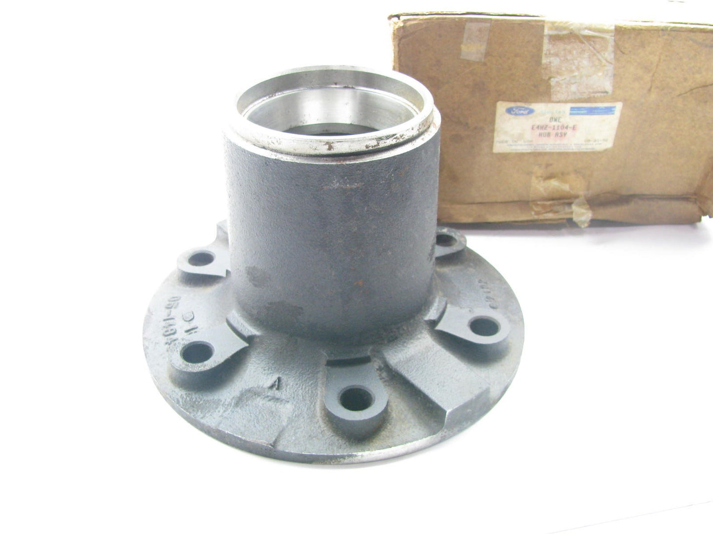 Genuine OEM Ford E4HZ-1104-E Wheel Hub - 1984-up Heavy Medium Duty Truck 14845