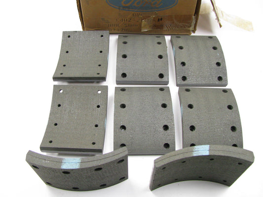 NEW - OEM Ford E4HZ-2007-J  Rear Drum Brake Shoe Lining Kit - Lucas 15'' X 6''