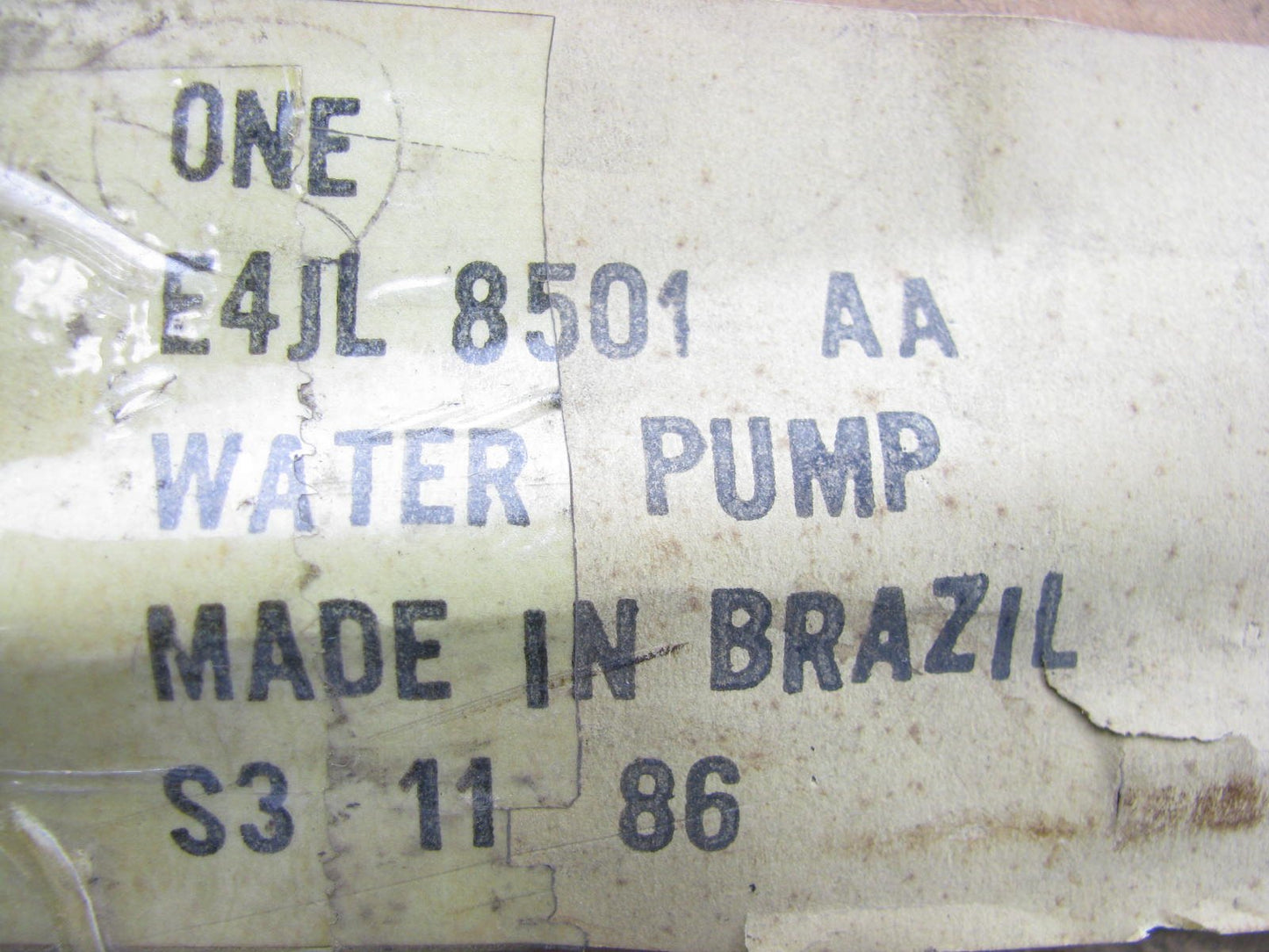 NOS OEM Ford E4JL-8501-AA Water Pump - FORD TRACTOR / INDUSTRIAL