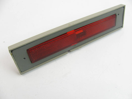 NEW - OEM Ford E4LY-15A201-F REAR Side Marker Light Lamp