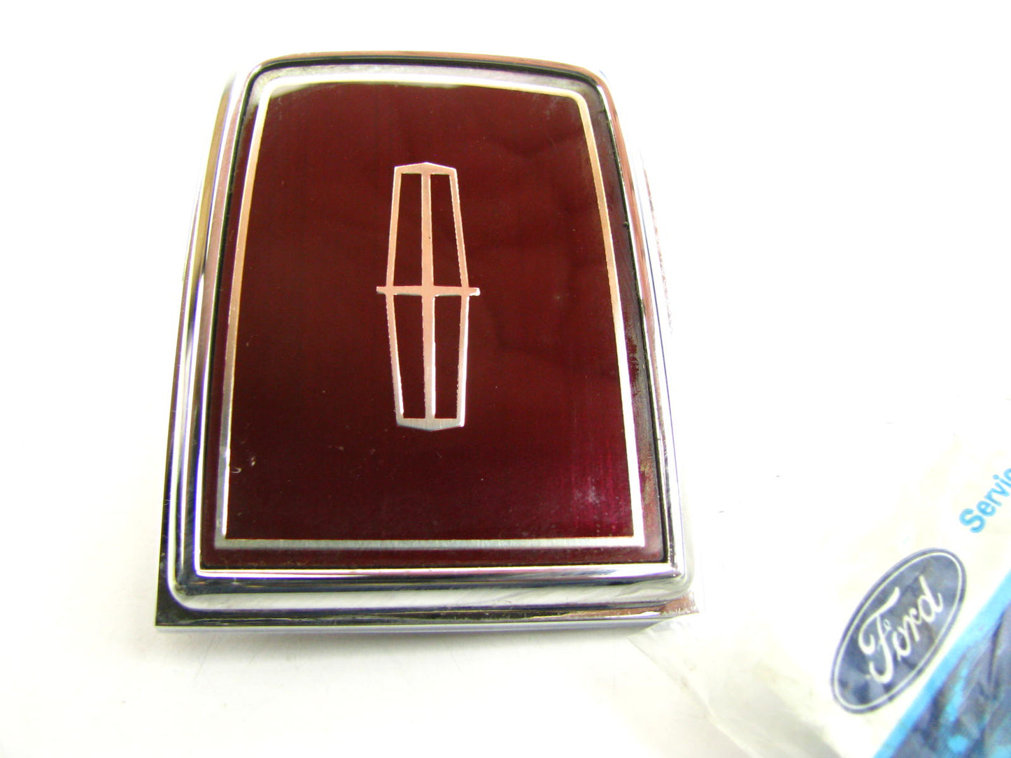 NEW - OEM Ford E4LY-6343600-A Trunk Lock Cover 1984-1992 Lincoln Mark VII