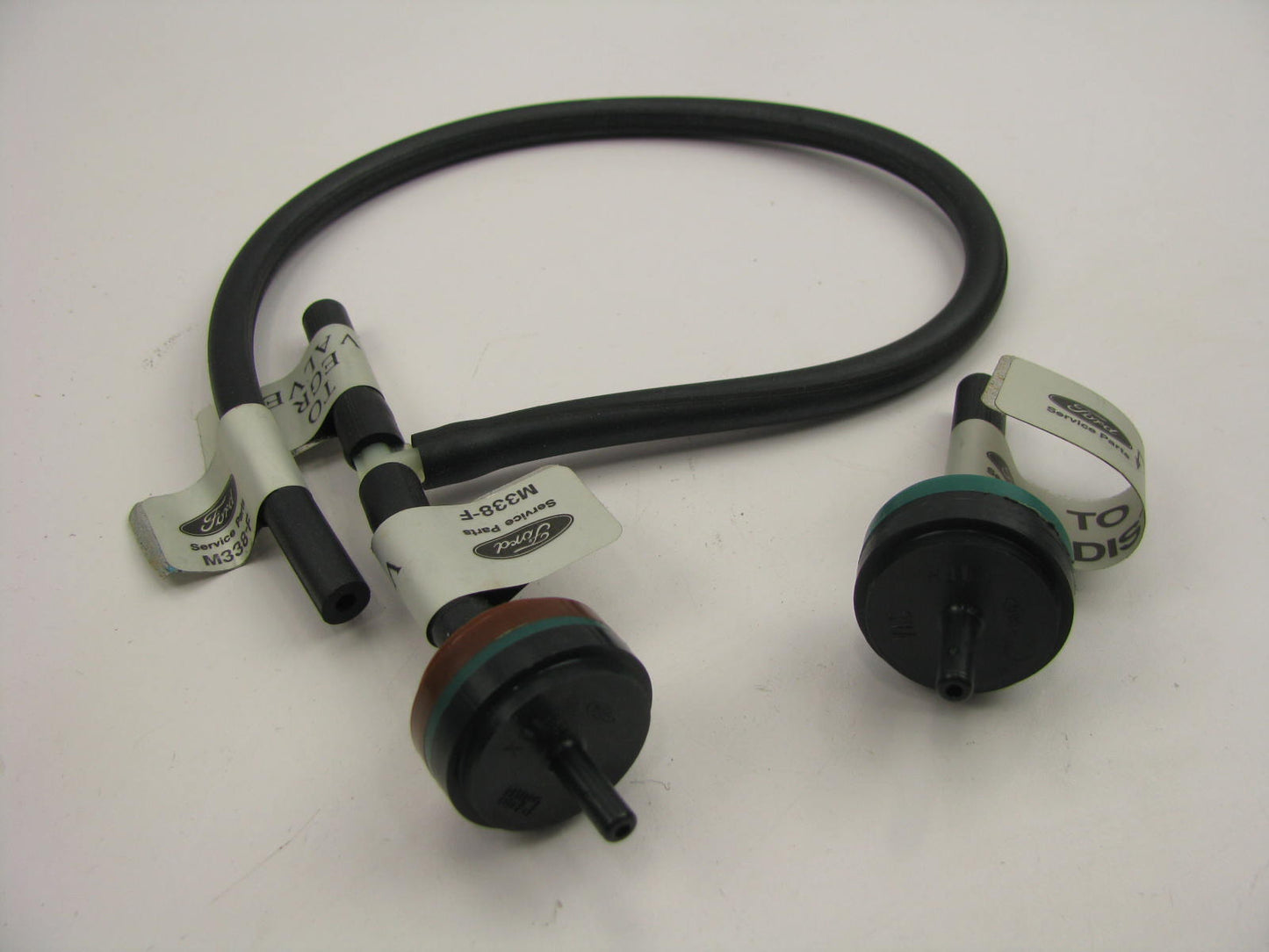 NOS OEM Ford Vacuum Delay Control Valve Kit # D5TE-BA & D3DE-AB Set