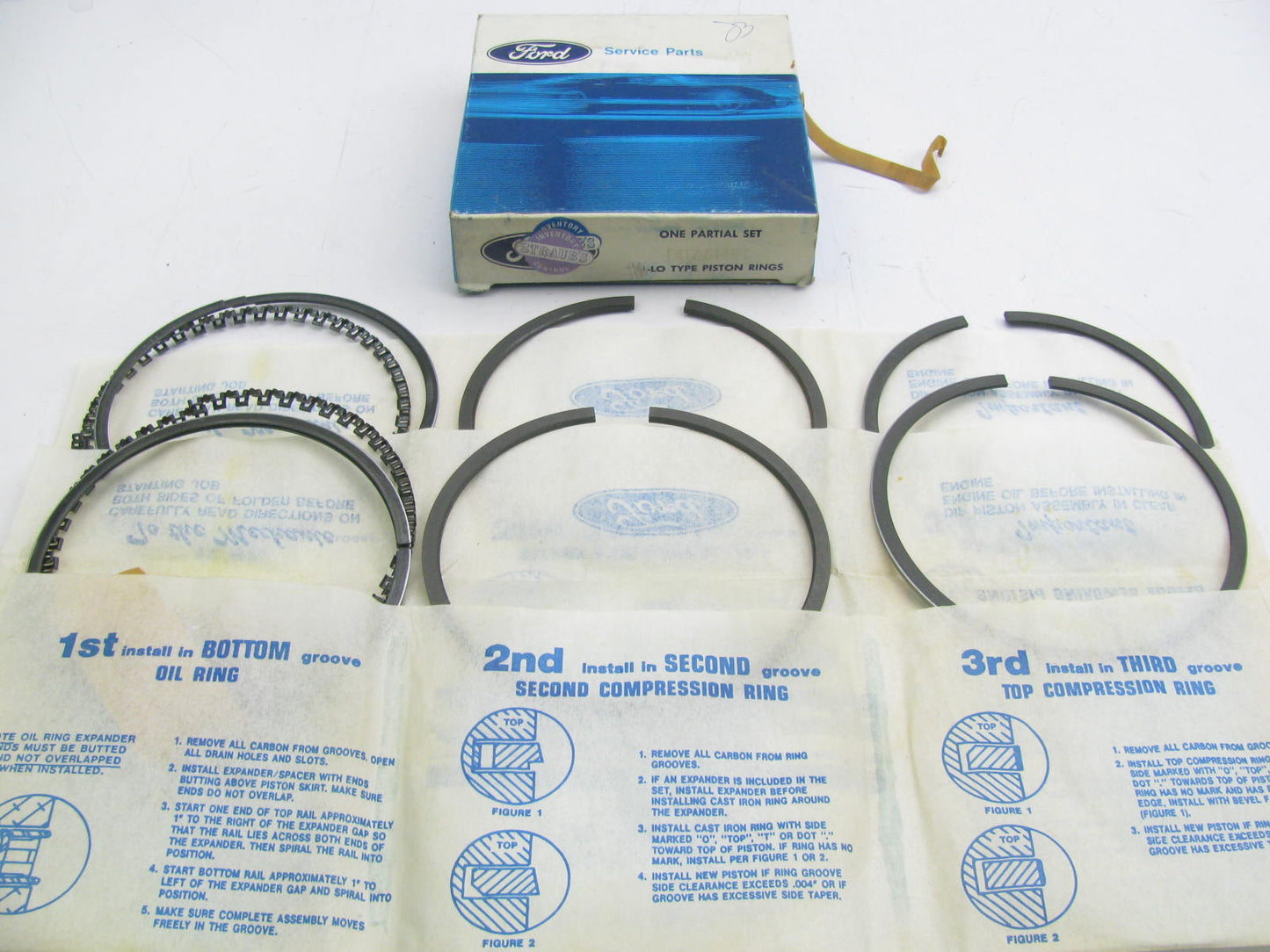 DOES 2 PISTONS - Ford E4TZ-6148-C Partial Piston Rings .030'' 1965-96 240 300-L6