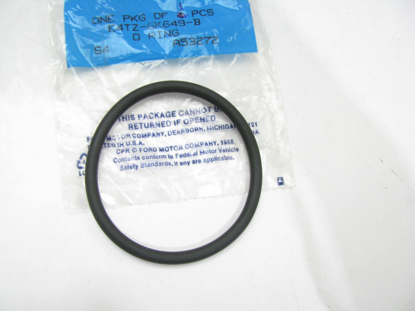 NEW - OEM Ford E4TZ-6K649-B Engine Oil Cooler O-Ring Seal