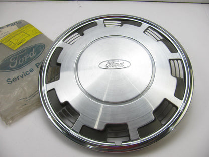 NOS - OEM Ford E5DZ-1130-A Wheel Hub Cap, 14-1/4'' For 1985 LTD (Midsize)