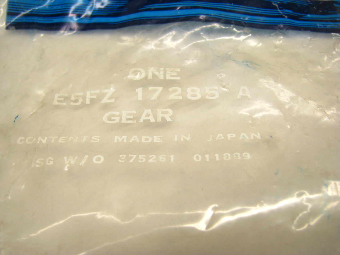 NEW - OEM Ford E5FZ-17285-A Speedometer Drive Gear, 26 Tooth