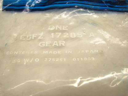 NEW - OEM Ford E5FZ-17285-A Speedometer Drive Gear, 26 Tooth