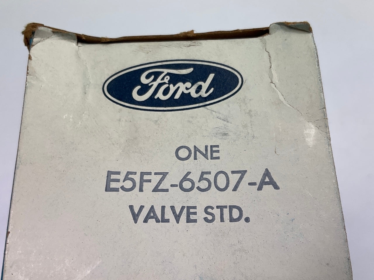 NEW - OEM Ford E5FZ-6507-A Engine Intake Valve 1981-1985 1.6L -L4
