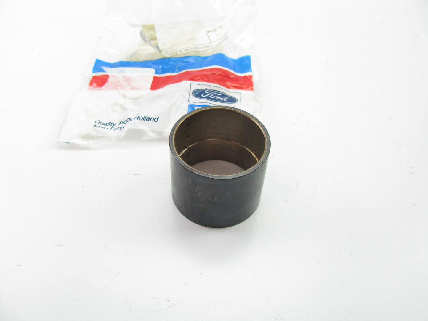 NEW - OEM Ford E5HN6207AA Connecting Rod Bushing 1987-1994 7.8L FTO Diesel