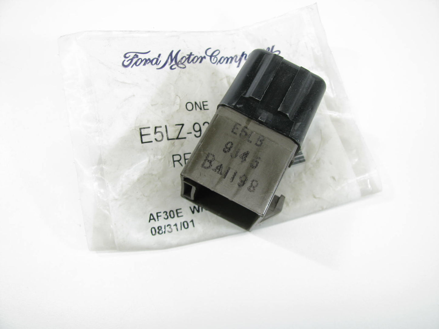 NEW GENUINE OEM Ford E5LZ-9345-B Relay