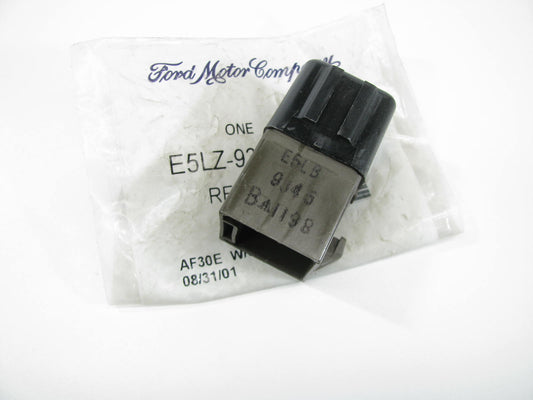 NEW GENUINE OEM Ford E5LZ-9345-B Relay